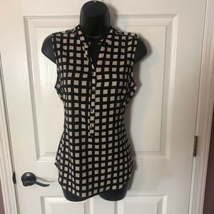 NY & Co Sleeveless Blouse - Small